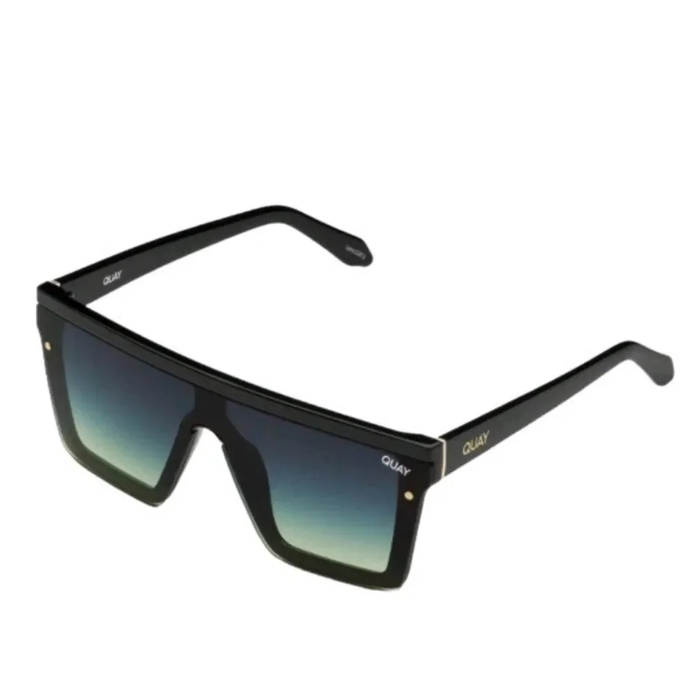 Quay Australia Hindsight‎ 51MM Shield Sunglasses- Black/Smoke Green Fade